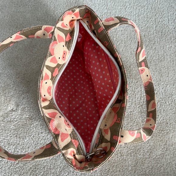 Bungalow 360 pink pig pattern purse - Picture 4 of 5